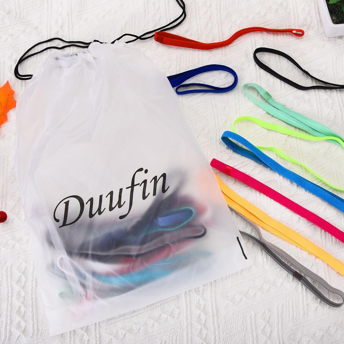 Duufin size stretch demonstration showing elastic fit and comfortable stretch