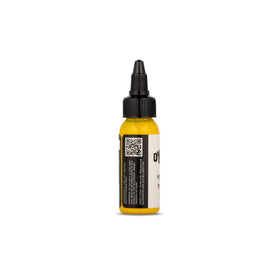 Dynamic Color bottle in studio use with tattoo machine demonstrating reliable performance