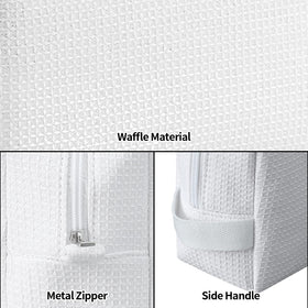 DYSHAYEN interior view showing polyester lining and secure zipper for protection