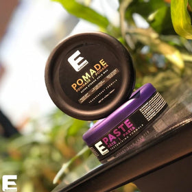 E Elegance applying pomade in hands highlighting quick distribute benefit