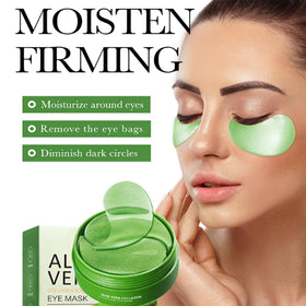 Eakroo aloe vera and collagen ingredients emphasizing soothing moisture