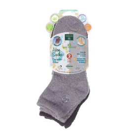 Earth Therapeutics close-up of plush sock texture illustrating soft, hydrating fibers