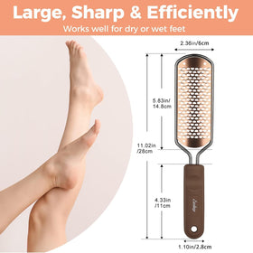 Easkep in use scrubbing a heel to quickly reduce hard dead skin
