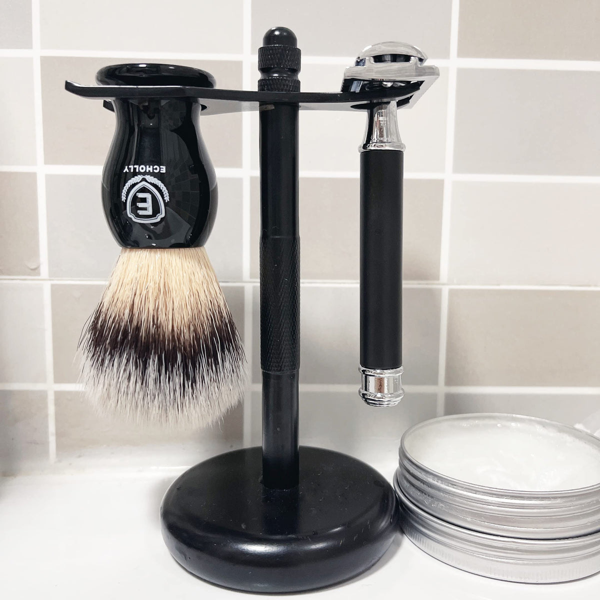 ECHOLLY next to razor for scale, compact size fits travel kits