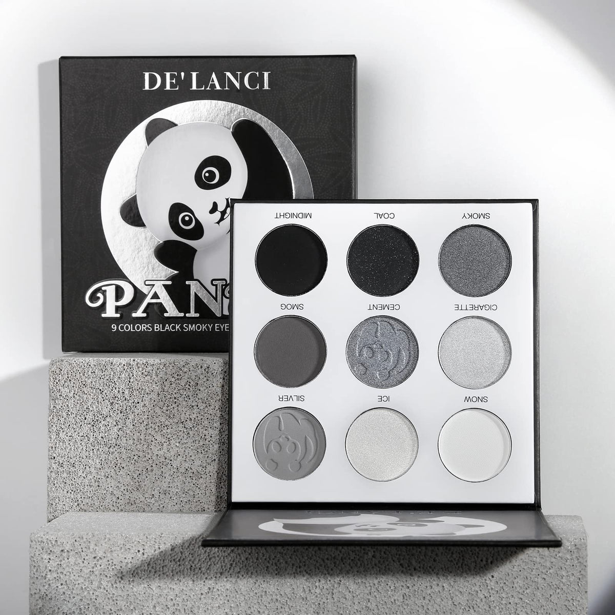 ecofavor palette inside a travel bag illustrating convenience for trips