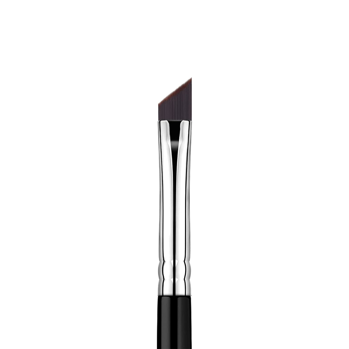 EIGSHOW front view of angled eyeliner brush for precise application