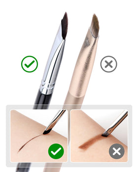 EIGSHOW brush with minimal packaging highlighting travel-ready convenience