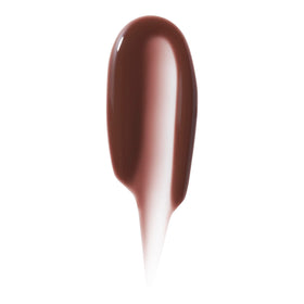 e.l.f. plush applicator close-up demonstrating even product pick-up