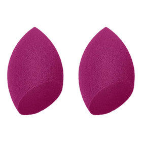e.l.f. close-up of sponge texture highlighting plush surface for even blending