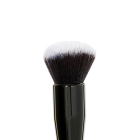 e.l.f. close-up of ultra-fine synthetic bristles demonstrating soft texture and precise blending