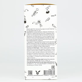 Application of Elizavecca CER-100 onto damp hair mid-lengths demonstrating frizz control benefit