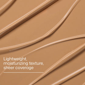 eltamd label close-up highlighting zinc oxide and hyaluronic acid benefits
