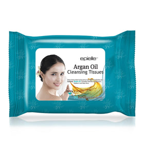 Close-up of Epielle wipe texture highlighting soft fibers and gentle cleanse
