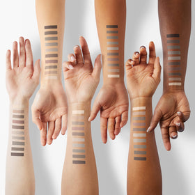 Erinde palette with double-ended brush for easy application and precise blending
