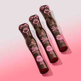 essence Lash Princess brown mascara stroke showing smooth, buildable texture