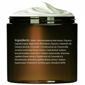 Essentially KateS cream texture close-up highlighting moisturizing hyaluronic effect