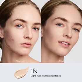 Estée Lauder 3D sculpting wand close-up demonstrating precision applicator benefit