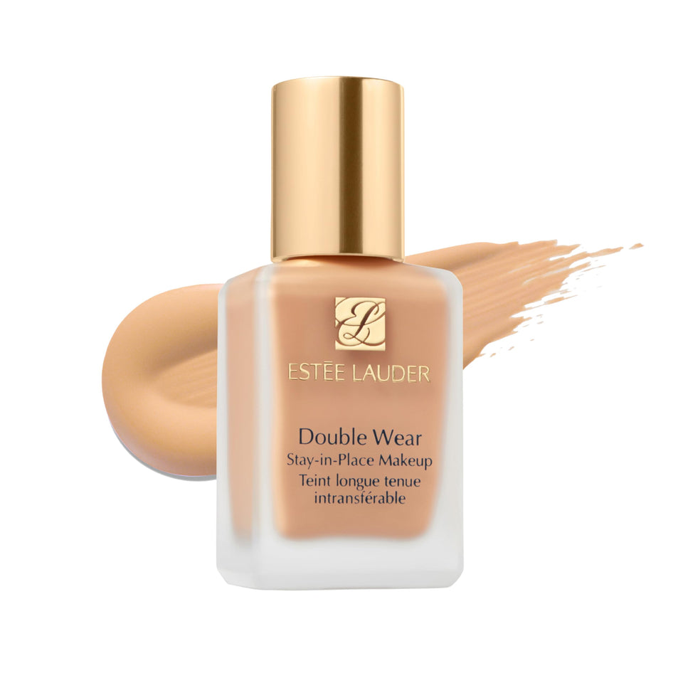 Estée Lauder bottle front view showing label and matte foundation reliability