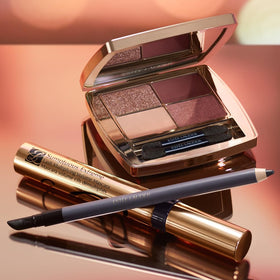Estée Lauder close-up of gel tip highlighting creamy glide for precise lines