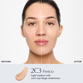 Estée Lauder foundation texture drop highlighting smooth blendability benefit