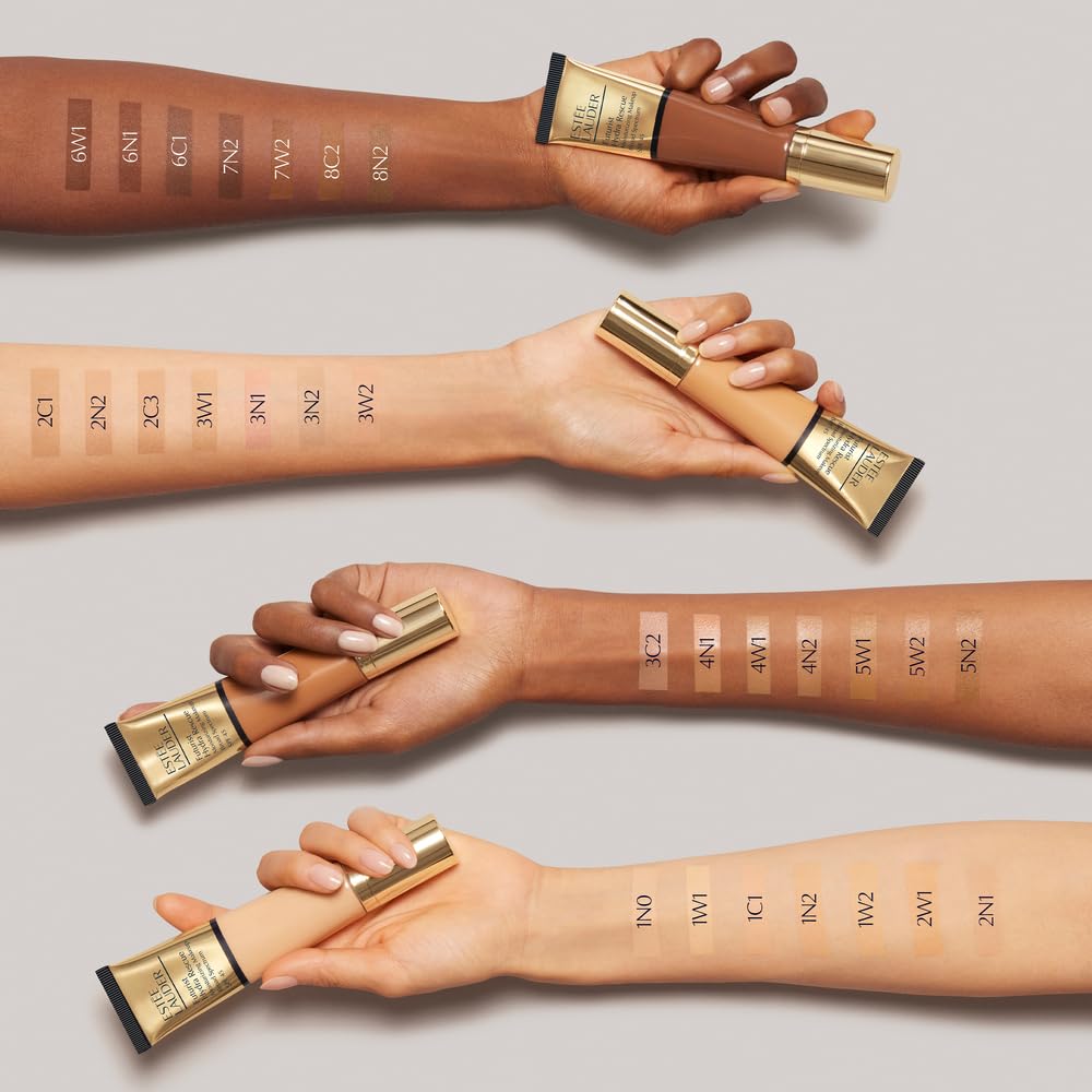 Estée Lauder Futurist texture swirl highlighting hydrating silky finish