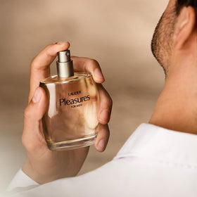 Estée Lauder box and cap close-up highlighting premium labeling and texture