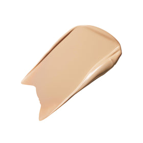 Estée Lauder texture close-up highlighting creamy, high-pigment formula