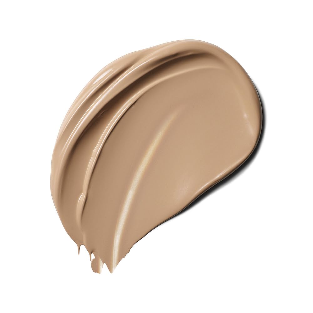 Estée Lauder texture close-up of liquid-cream formula for smooth blendability