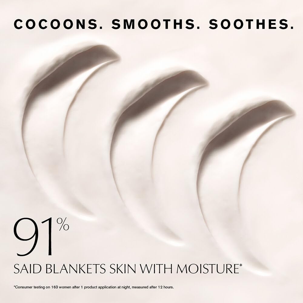 Estée Lauder close-up of silky gel texture illustrating lightweight absorbency