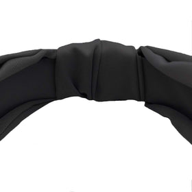 Etercycle fabric texture and stretch reveal soft material and breathable comfort