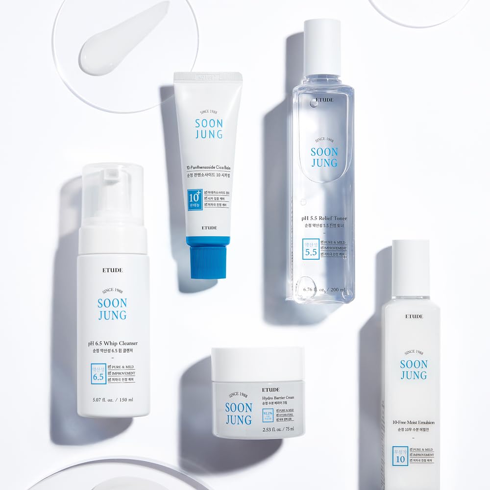ETUDE applying cream to cheek illustrating calming hydration benefit
