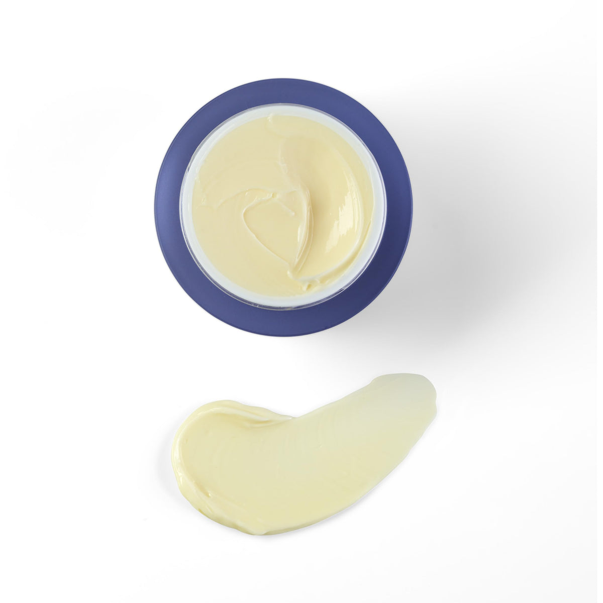 Eucerin ingredient display with Q10 and macadamia oil emphasizing antioxidant benefits