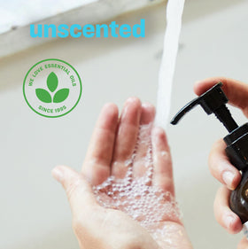 everyone creamy lather texture close-up showing foam for effective gentle cleansing