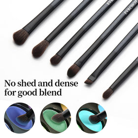 EVRCHGIEA angled liner brush detail demonstrating precise brow and liner definition advantage