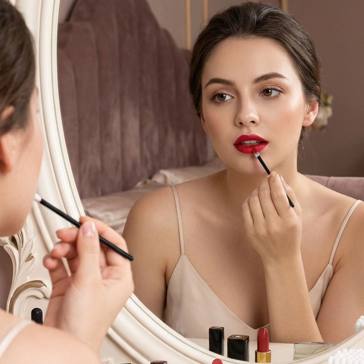 EWVVSS applying lipstick with wand for precise, mess-free finish benefit