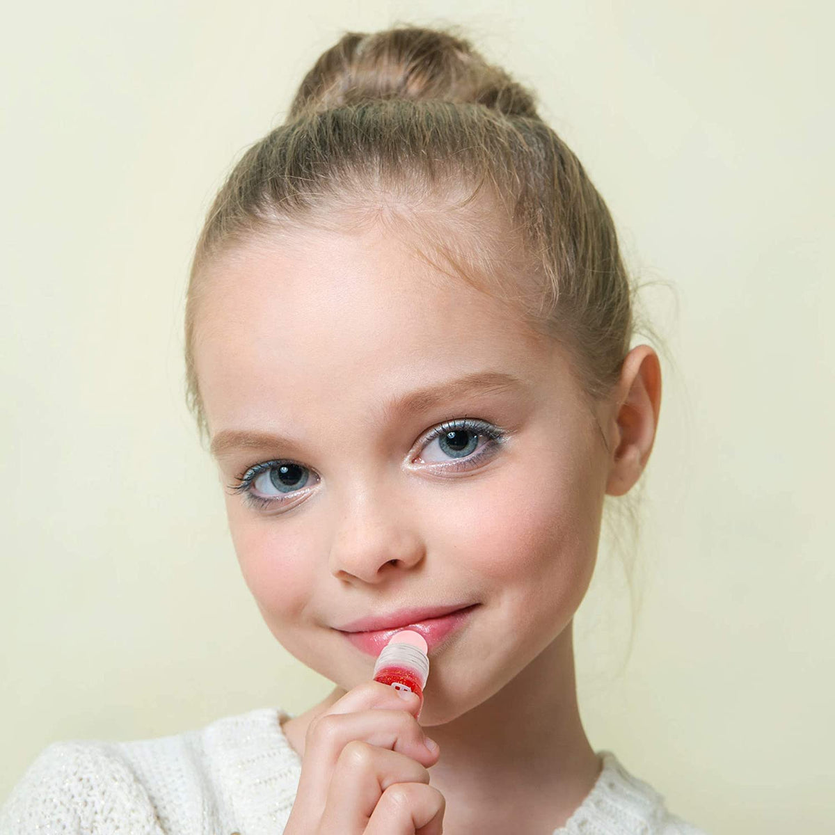Expressions Girl gift-ready packaging with handle perfect for parties and baskets