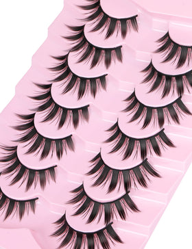 EYDEVRO lashes worn in cosplay makeup delivering bold, camera-ready eyes