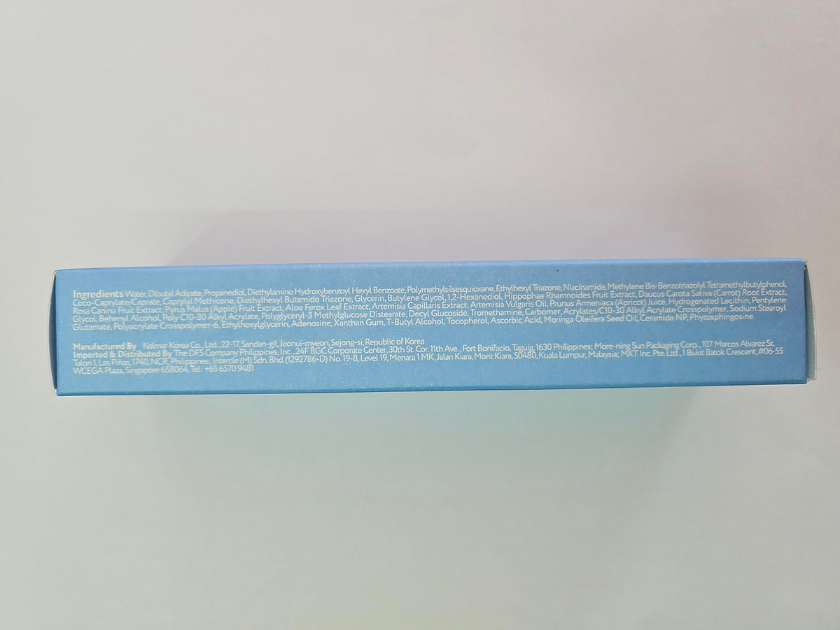 Face Republic used at the beach illustrating water-resistant protection