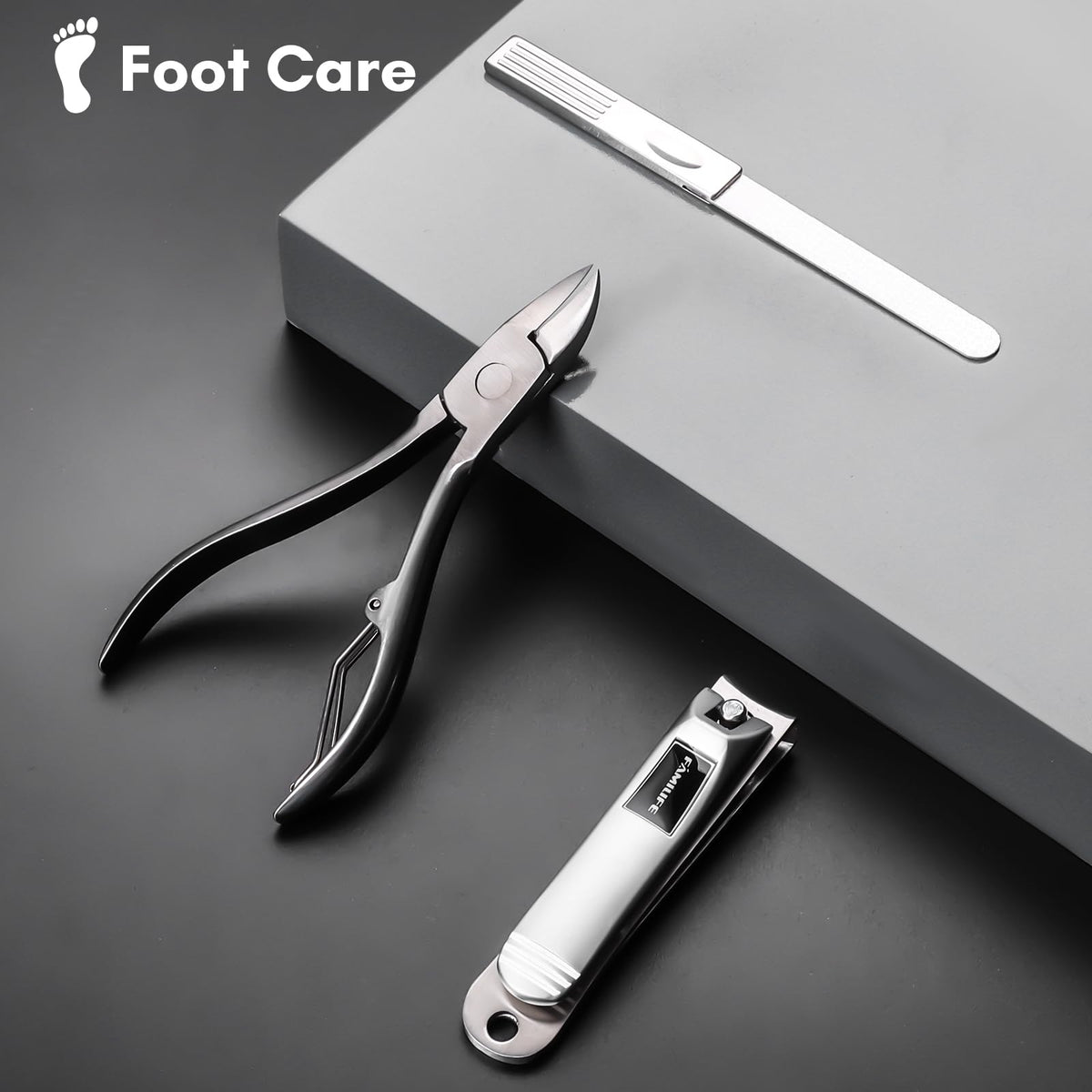 FAMILIFE cuticle nipper detail, accurate trimming for tidy cuticles