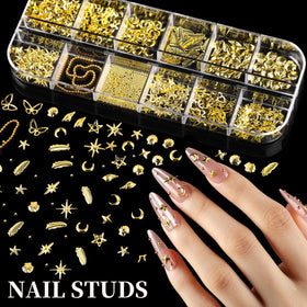 Fandamei 3D gold charms detail with stars and shells adding depth to nails