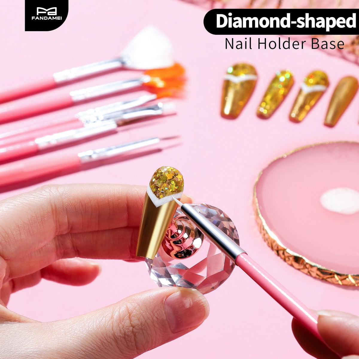 Fandamei diamond-shaped nail holder held in hand for comfortable control