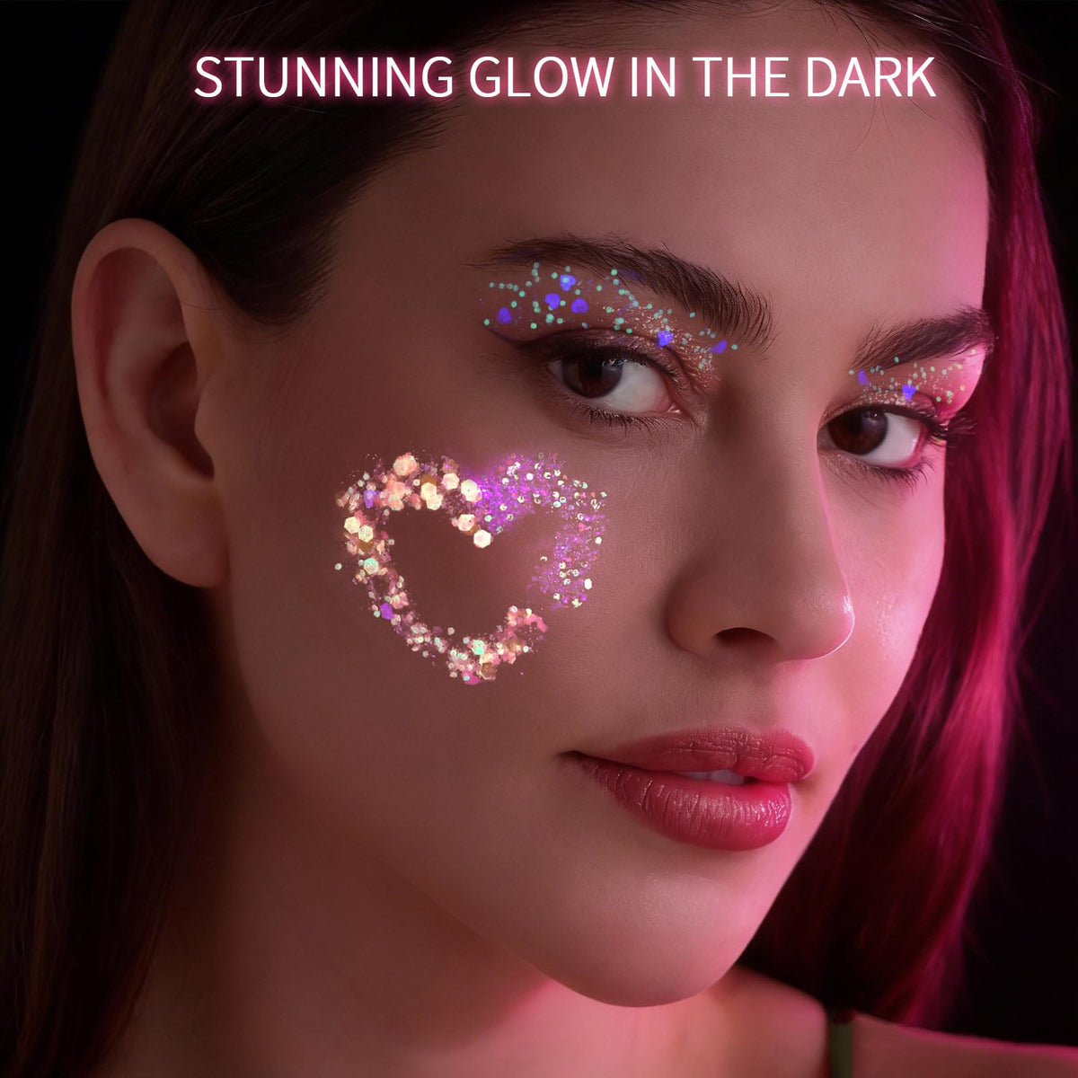 Fandamei glitter glowing under UV dark showing luminous effect and visibility benefit