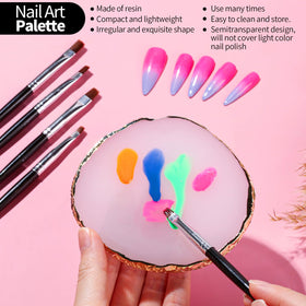 Fandamei magnetic stand holding press-on nails for easy painting