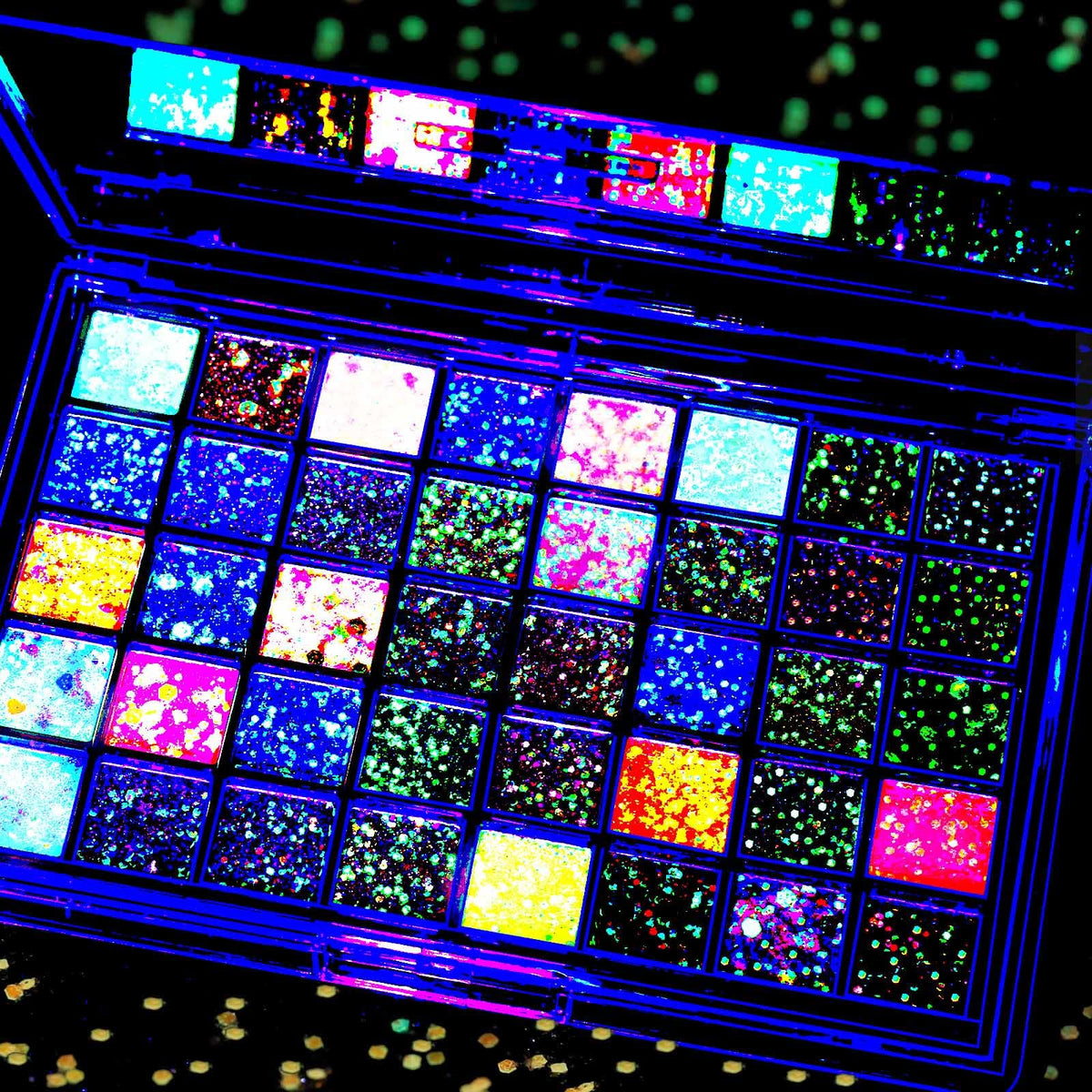 Fandamei 40-color palette top view showing vivid daytime shades and organization benefit