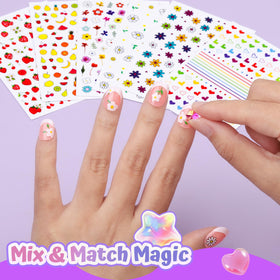 Fandamei size comparison of a child's hand and included nail sizes for proper fit