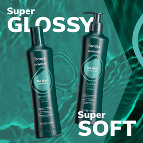 Fanola hand applying shampoo to wet hair, shows how to protect hands and apply
