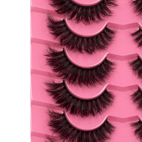 FANXITON lashes on model demonstrating dramatic cat-eye lift