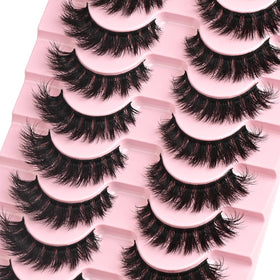 FARRED model wearing lashes demonstrating lifted cat-eye effect