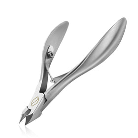 FERYES cuticle clippers front view showing sharp half-jaw for precise trimming