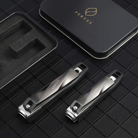FERYES fingernail clipper blade close-up for precise, clean cuts